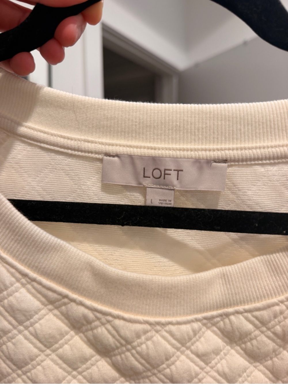 LOFT Cream Quilted Crewneck Sweater - Picture 2 of 2
